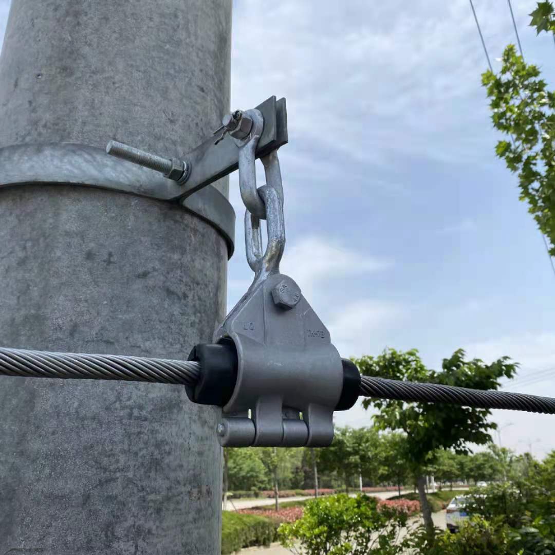 Electric Cable Fitting ADSS Suspension Clamp